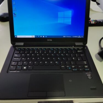 Dell E7250 Laptop i5 5th Gen 5300U 512GB SSD, 8GB RAM, Win 10 Pro (Used - Grade A)